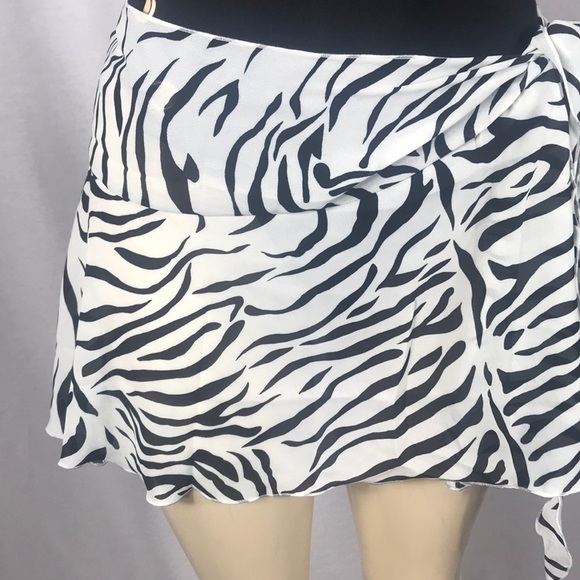 Zuliana Size Small Zebra Print Tie Sarong Skirt. Made in USA. New With Tags. - Picture 2 of 4